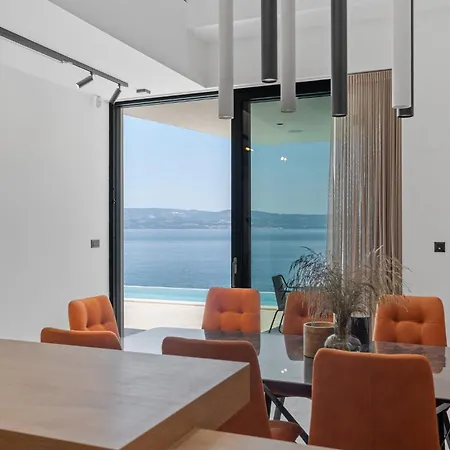 فيلة Extravagant 5 Bedrooms Chazaret Frontline Location Spectacular Sea Views Pool Table Sauna