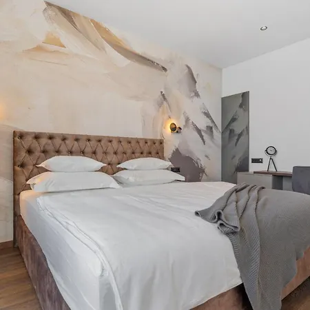 Extravagant 5 Bedrooms Chazaret Frontline Location Spectacular Sea Views Pool Table Sauna Omiš