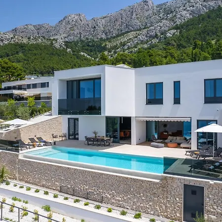 Villa Extravagant 5 Bedrooms Chazaret Frontline Location Spectacular Sea Views Pool Table Sauna *